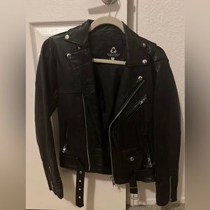 Pelechecoco leather jacket